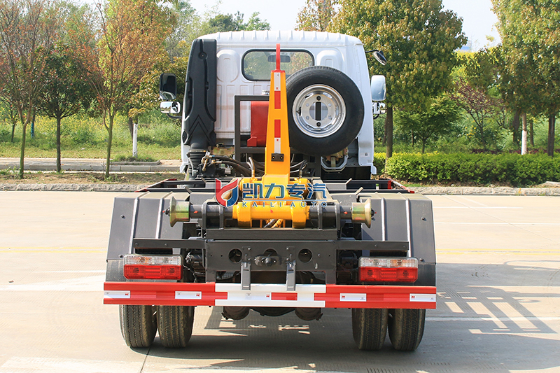 (蓝牌 黄牌)东风小(xiǎo)福瑞卡勾臂垃圾車(chē)(5方)