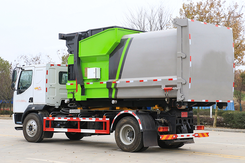 (套臂)东风柳汽乘龙套臂垃圾車(chē)(12方)