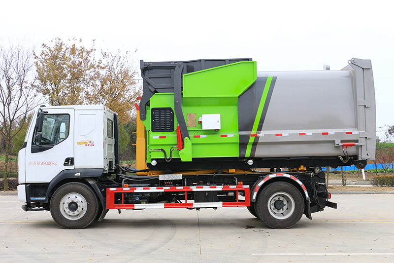 (套臂)东风柳汽乘龙套臂垃圾車(chē)(12方)