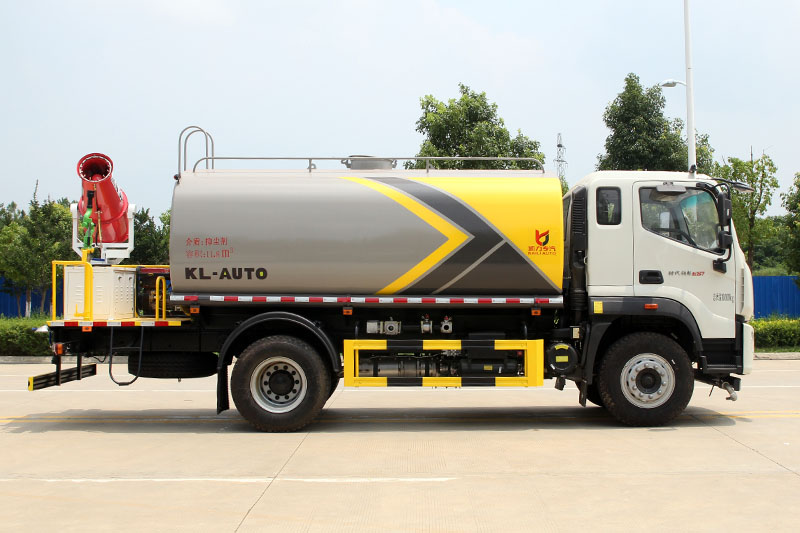 福田ES7雾炮車(chē)(14.6方)(30米雾炮)