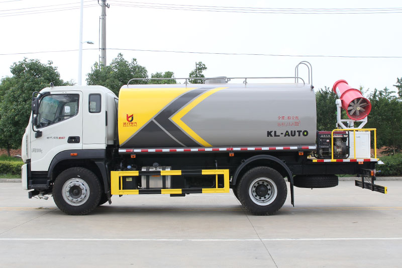 福田ES7雾炮車(chē)(14.6方)(30米雾炮)