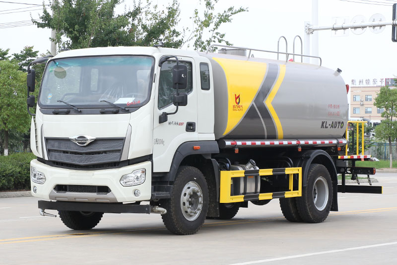 福田ES7雾炮車(chē)(14.6方)(30米雾炮)